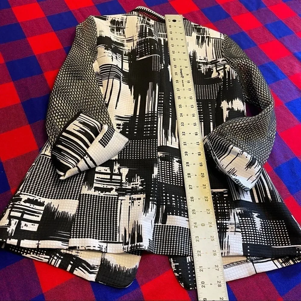 IC By Connie K Retro Black White Lagenlook Blazer Jacket Size Small